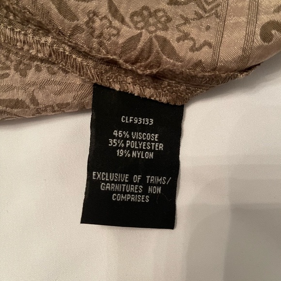 Beautiful kaki green shimmer A line skirt. - Picture 5 of 6